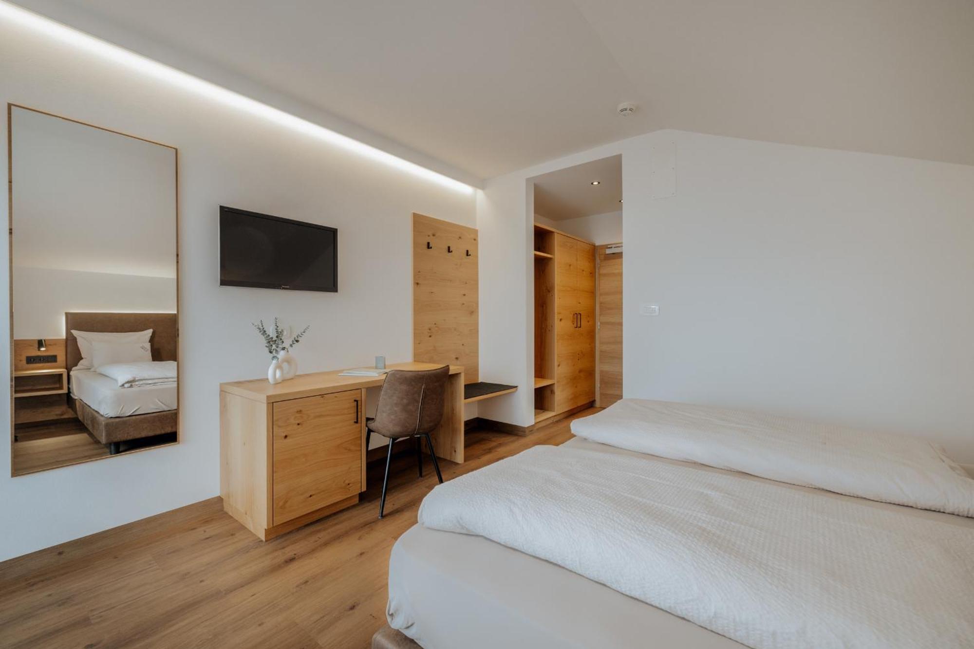 Garni-Hotel Farmerhof Парчинес Екстериор снимка